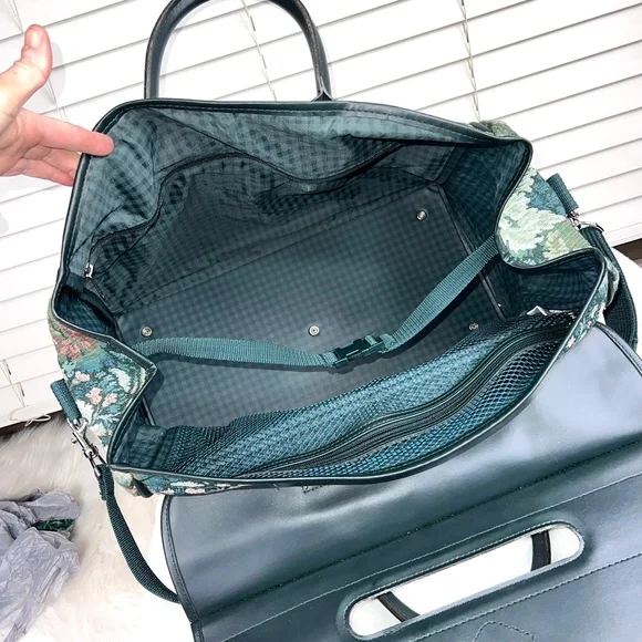 🚫SOLD! VINTAGE NWOT |•ATLANTIC•| Carry On Luggage Tapestry Floral Travel Bag - Picture 4 of 16